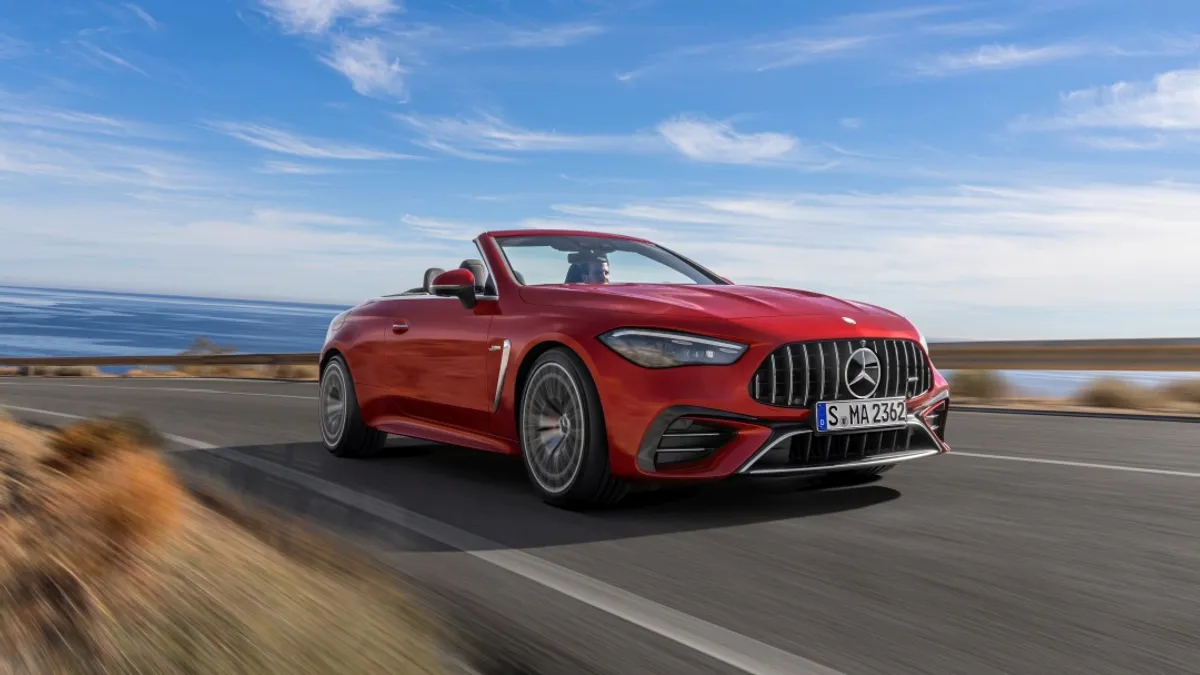 Jóval kevesebb autót adott el a Mercedes-Benz