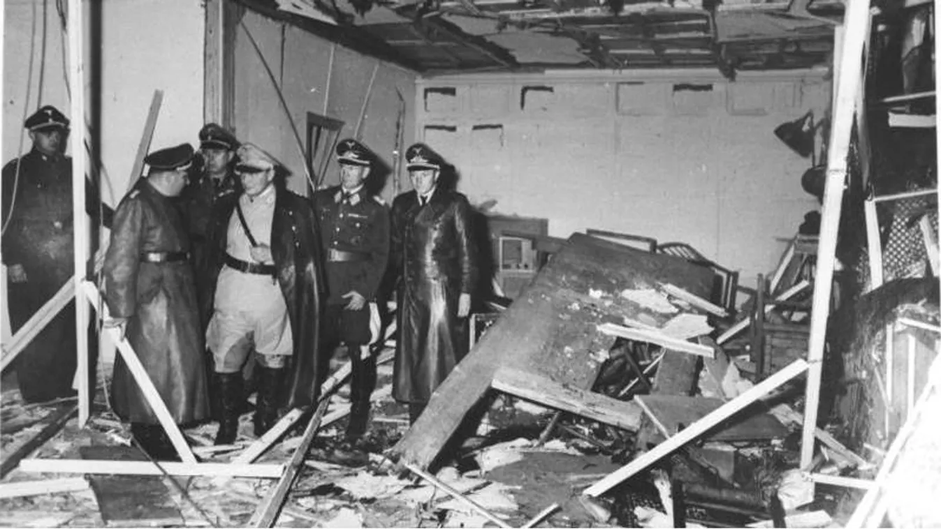 A Wolfsschanze tárgyalóbarakkja a robbantás után, 1944. július 20.