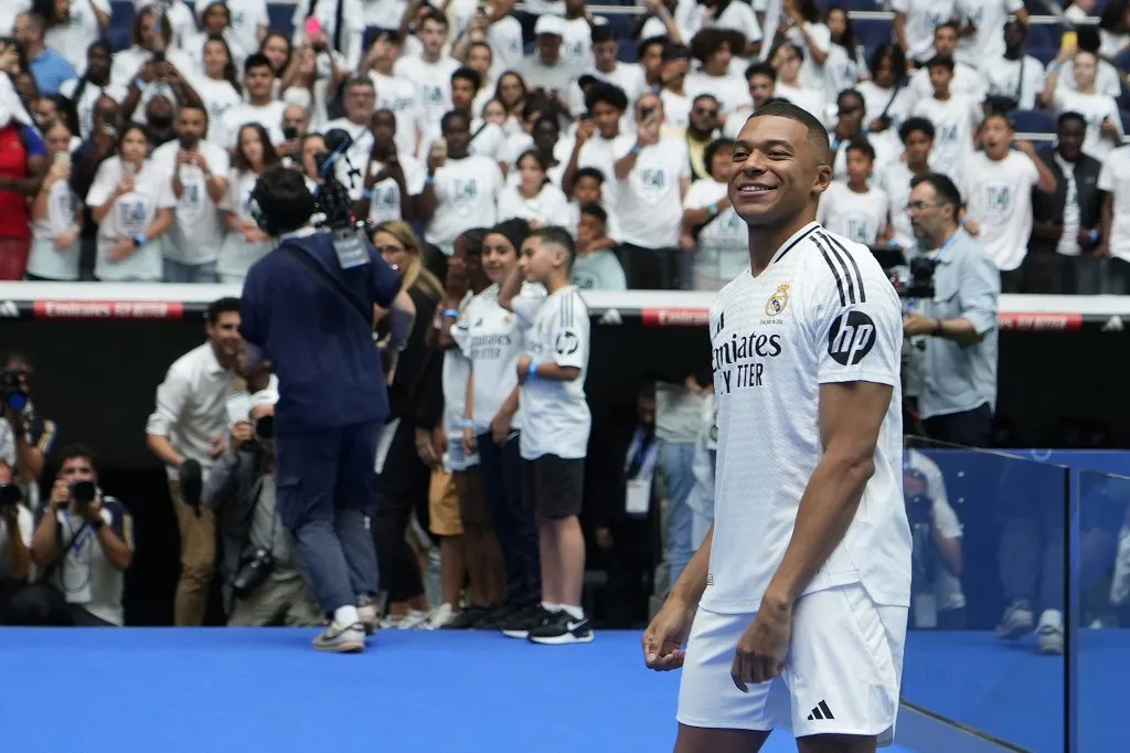 French superstar Kylian Mbappe signs contract with Real Madrid