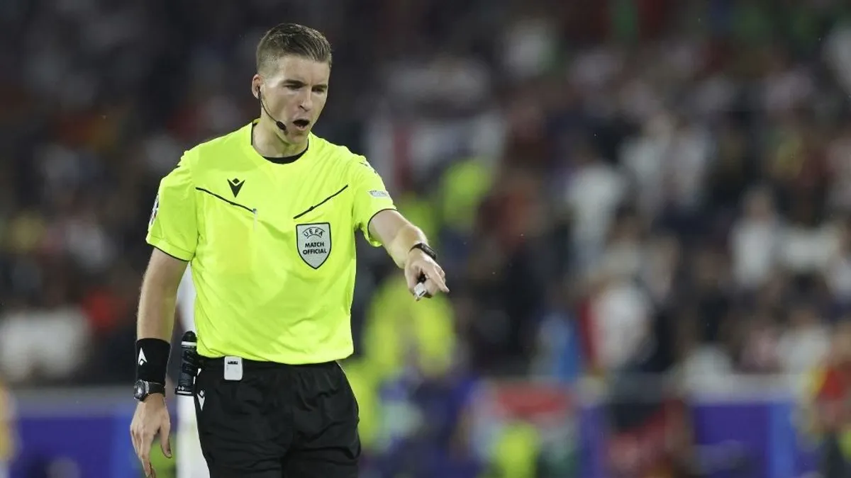 El árbitro de fútbol encargado de la final de la Eurocopa ha sido amenazado de muerte