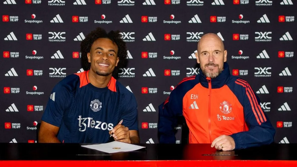 Eb-elődöntős holland sztárfocistát igazolt a Manchester United