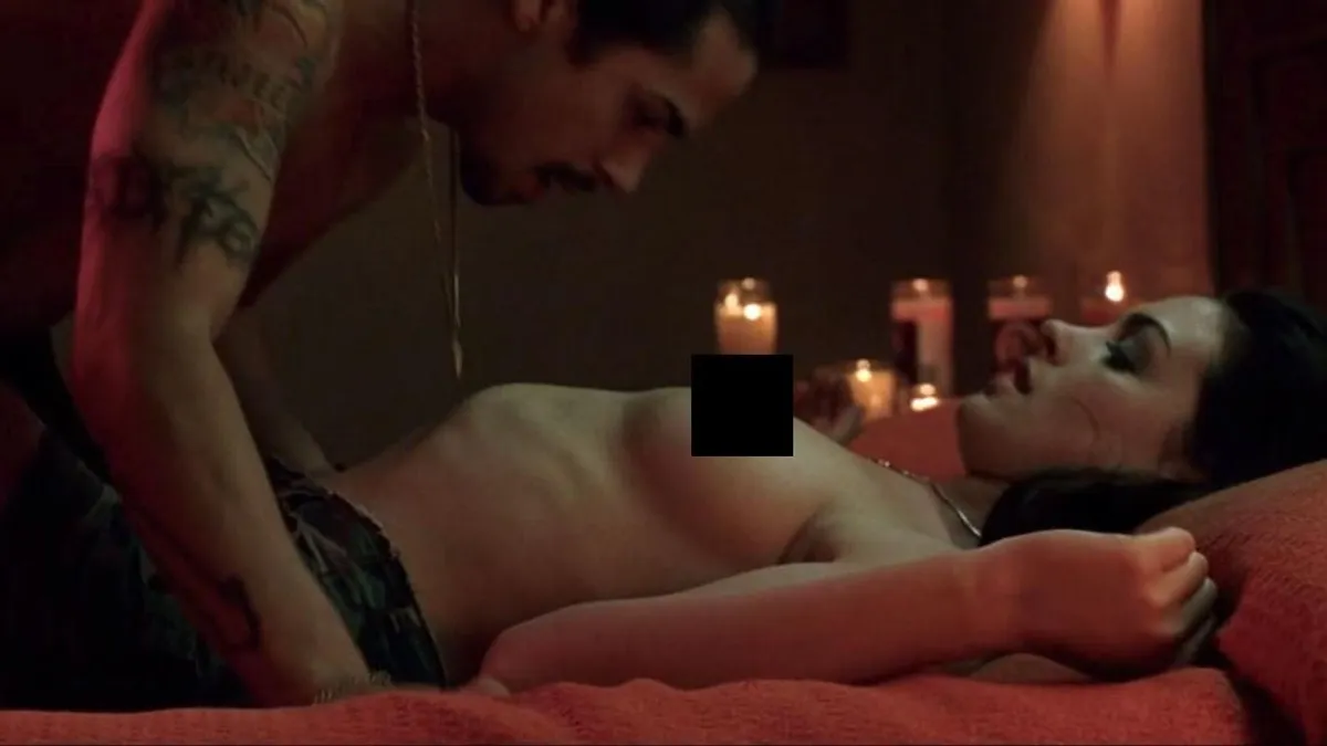 Anne Hathaway szexjelentei és meztelen fotói