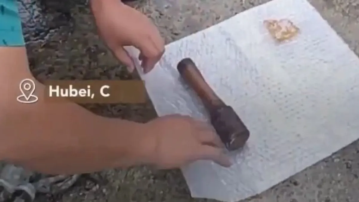 Évekig egy kézigránátot használt kalapácsnak egy idős nő Kínában - videó