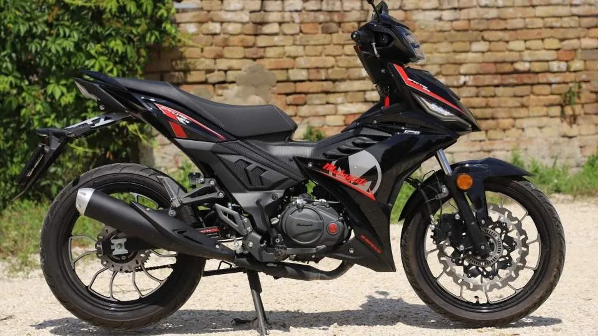 Keverékképzés - Malaguti Spectre GP 125 teszt