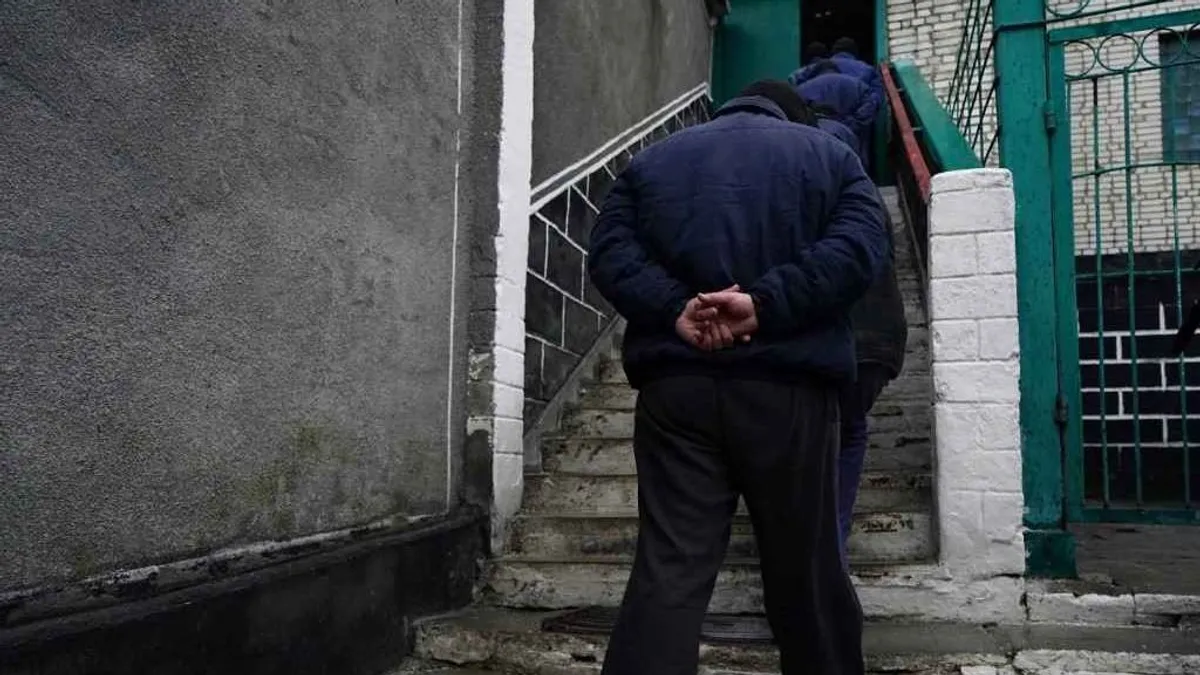 Ukrán bejelentés: bűnözőket toboroznak a börtönökből katonának