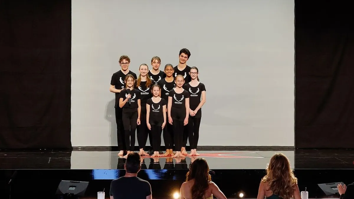 Óriási siker: magyar csapat nyűgözte le az America's Got Talent zsűrijét - videó