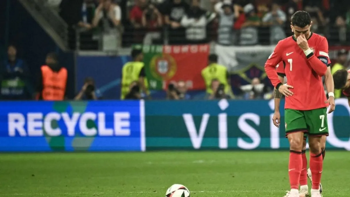 Ronaldo tizenegyest hibázott, könnyes drámával ért véget a portugálok nyolcaddöntője