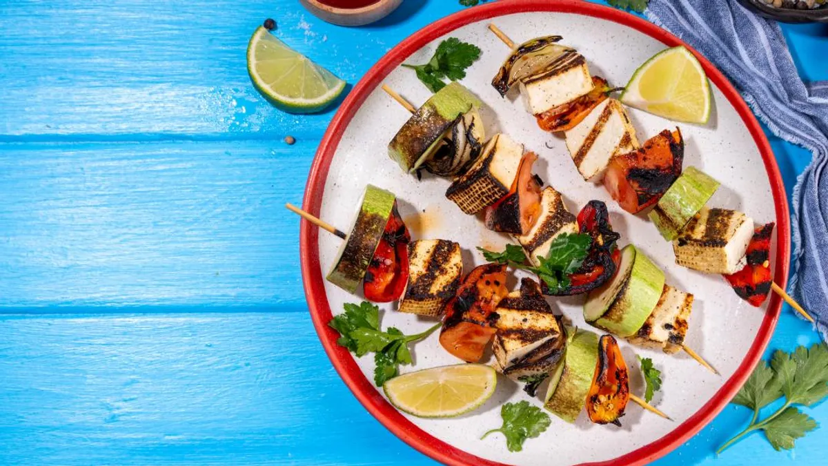 8 ínycsiklandó saslikrecept a nyári grillpartikra