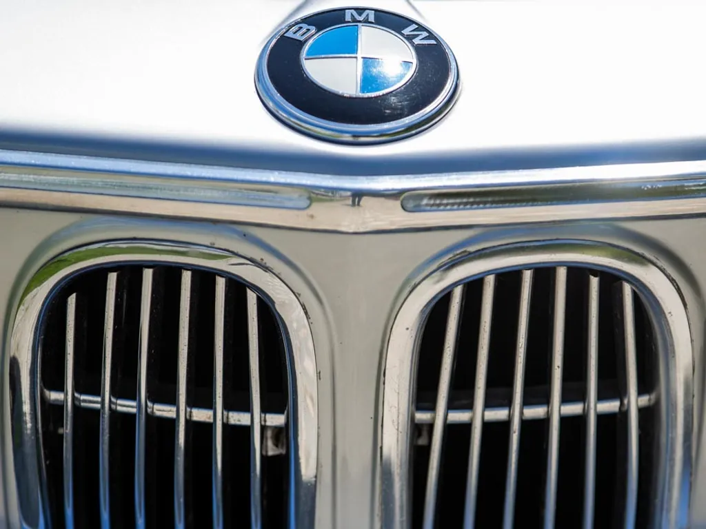 Kulcsszavak: BMW veterán autók, BMW Z3 M Coupe, BMW 2000 CS, Concours d'Elegance, veteránBMWkupék