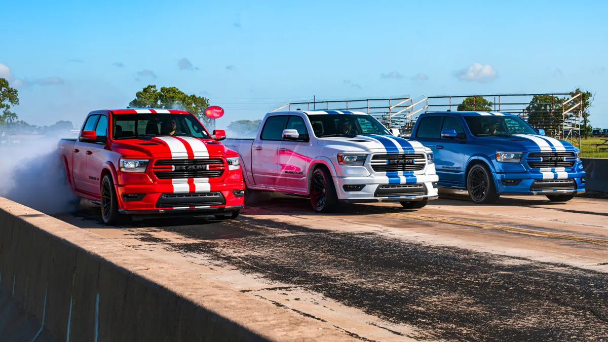 Méltó módon búcsúztatja a V8-as HEMI blokkot a Hennessey