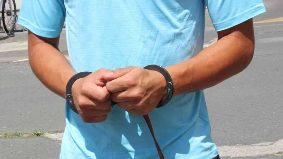 Arra kényszerítette a lakótársát egy szabolcsi fiú, hogy kolduljon