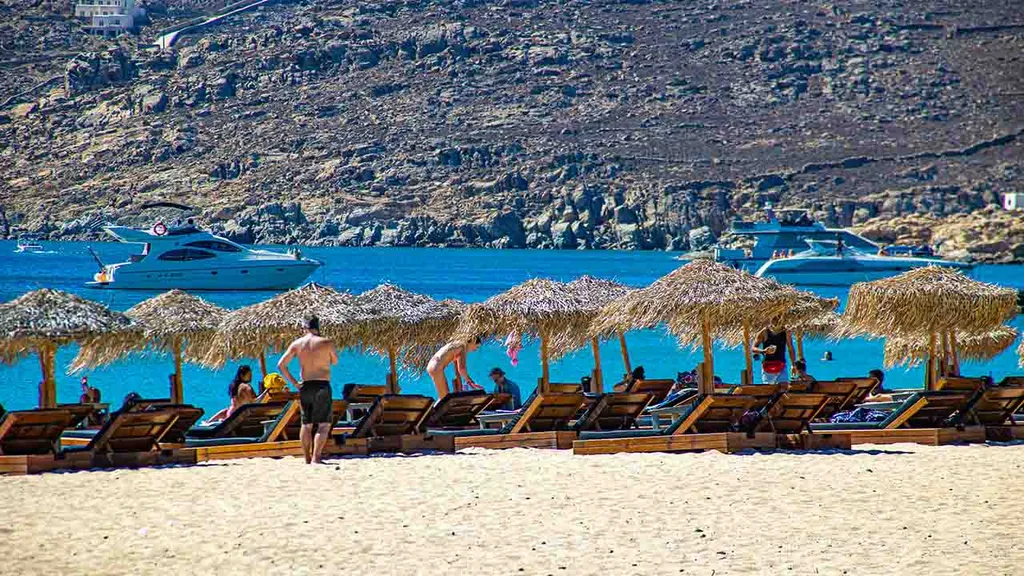 Mykonos, sziget, Görögország, görög sziget, Kis Velence, pezsgő éjszakai élet, strand, Ornos Beach, Paralia Lia beach 