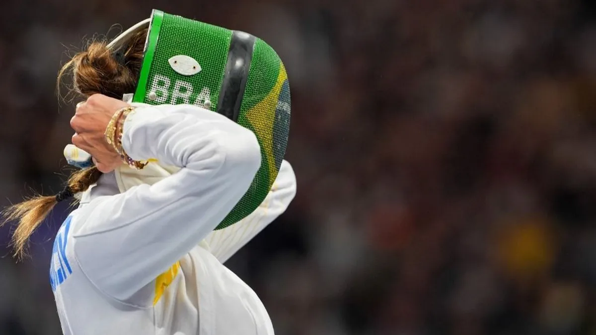 Hihetetlen dolog történt, miután elájult a brazil vívónő az olimpián