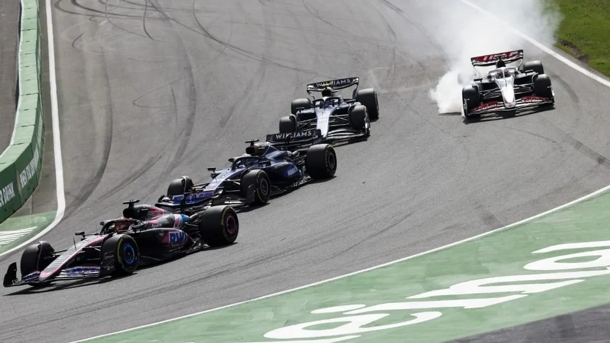 Fogva tartják az F1-es csapatot, nem távozhat Hollandiából