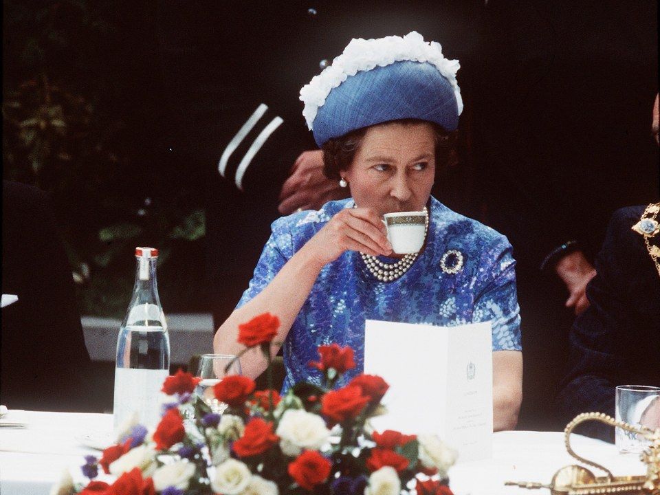 II. Erzsébet brit királynő, Korábban: Nagy-Britannia királynője