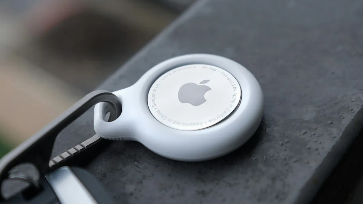 Ingyen Apple AirTaget osztogat a rendőrség