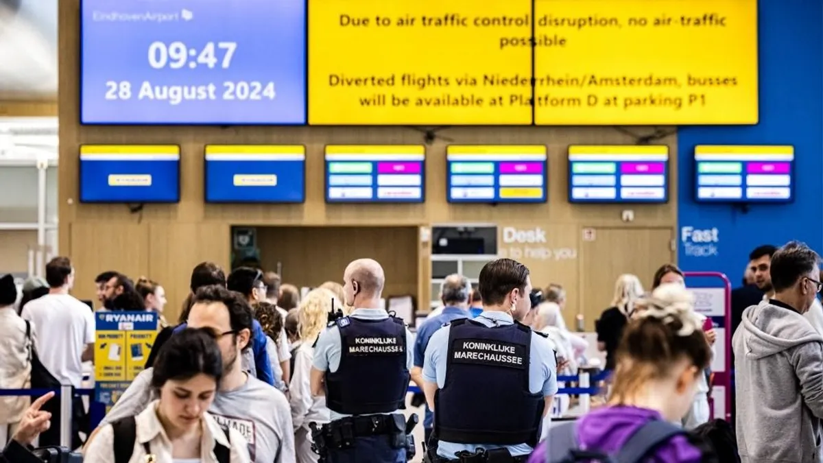 Leállt az eindhoveni repülőtér, számítógépes üzemzavarok okoznak fennakadást Hollandiában