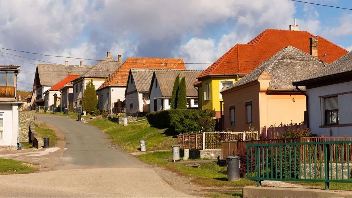 Népszerű a családi házak energiahatékonyságának javítását szolgáló program