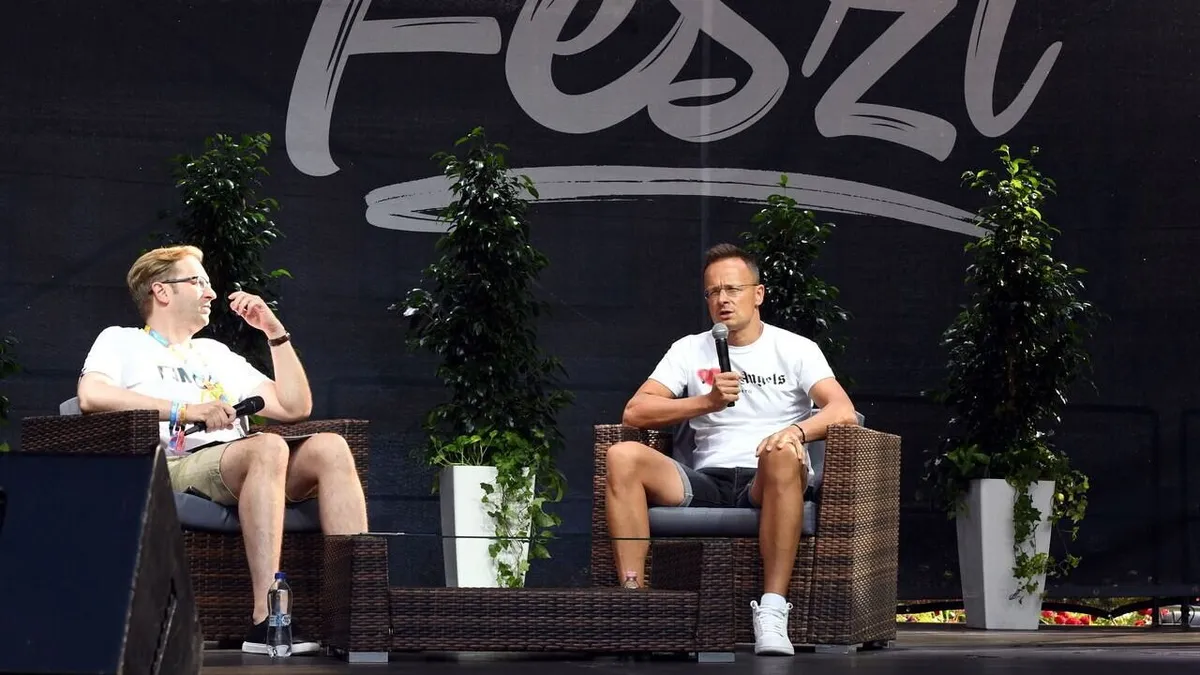 Szijjártó Péter: Kié volt előbb a lapát, kié a kisvödör? - videó