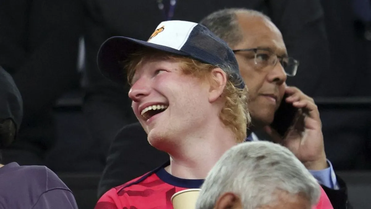 Premier League-csapat tulajdonosa lett Ed Sheeran