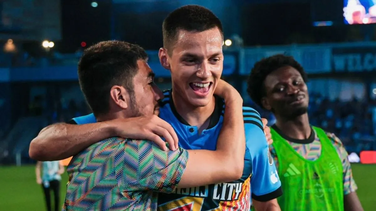 Szédületes futás után lőtt szép gólt a magyar válogatott focista - videó