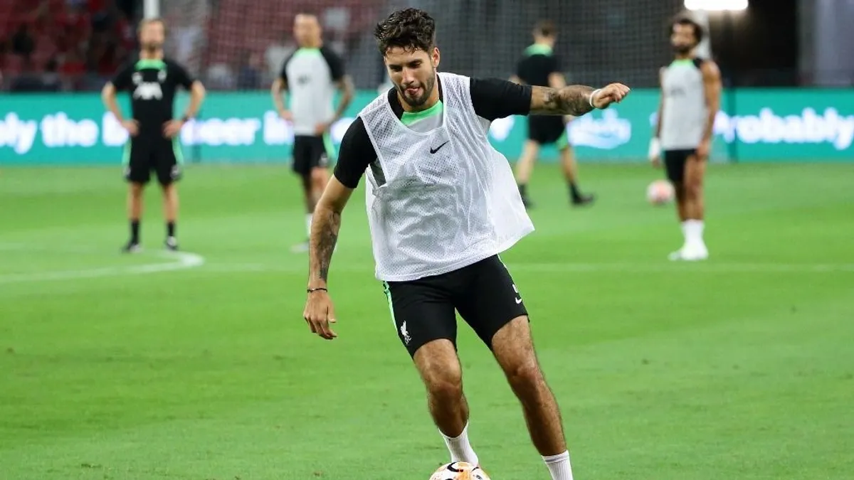 Elképesztő csodagóllal nyert fogadást Szoboszlai Dominik a Liverpoolnál