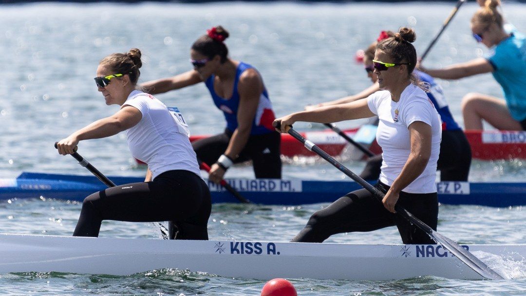 A magyar női kenu kettes, Kiss Ágnes és Nagy Bianka bejutott a kajak-kenu versenyszámok olimpiai elődöntőjébe