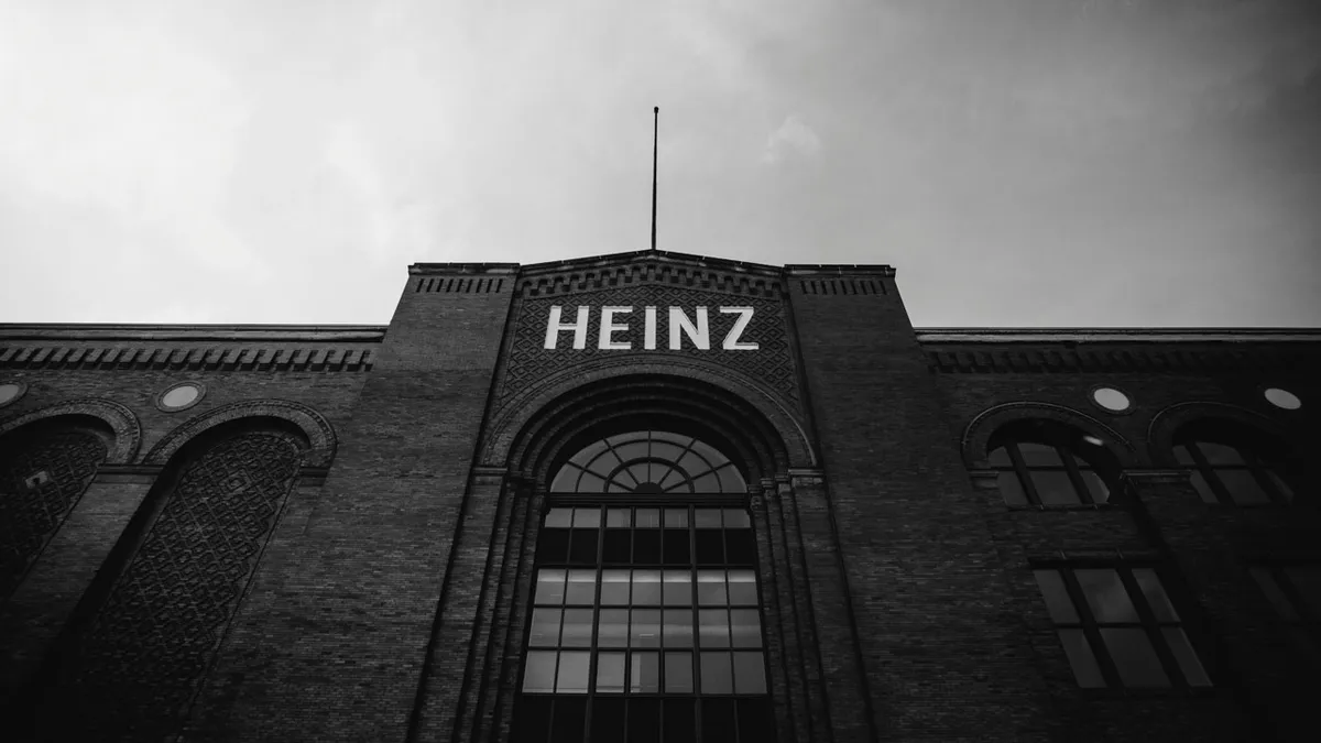 Felháborodtak a vásárlók: végleg eltűnt a polcokról a Heinz népszerű szósza