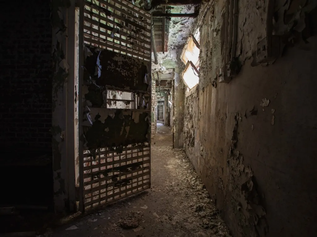 Hátborzongató látvány Észak-Karolina elhagyatott börtöne, Old Craggy State Prison, OldCraggyStatePrison