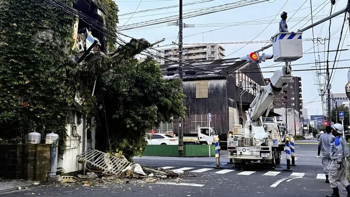 Így pusztított a földrengés Japánban - videó