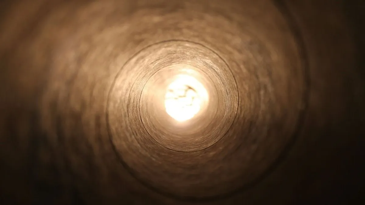 Csőbe esett egy 14 hónapos kisfiú - videó