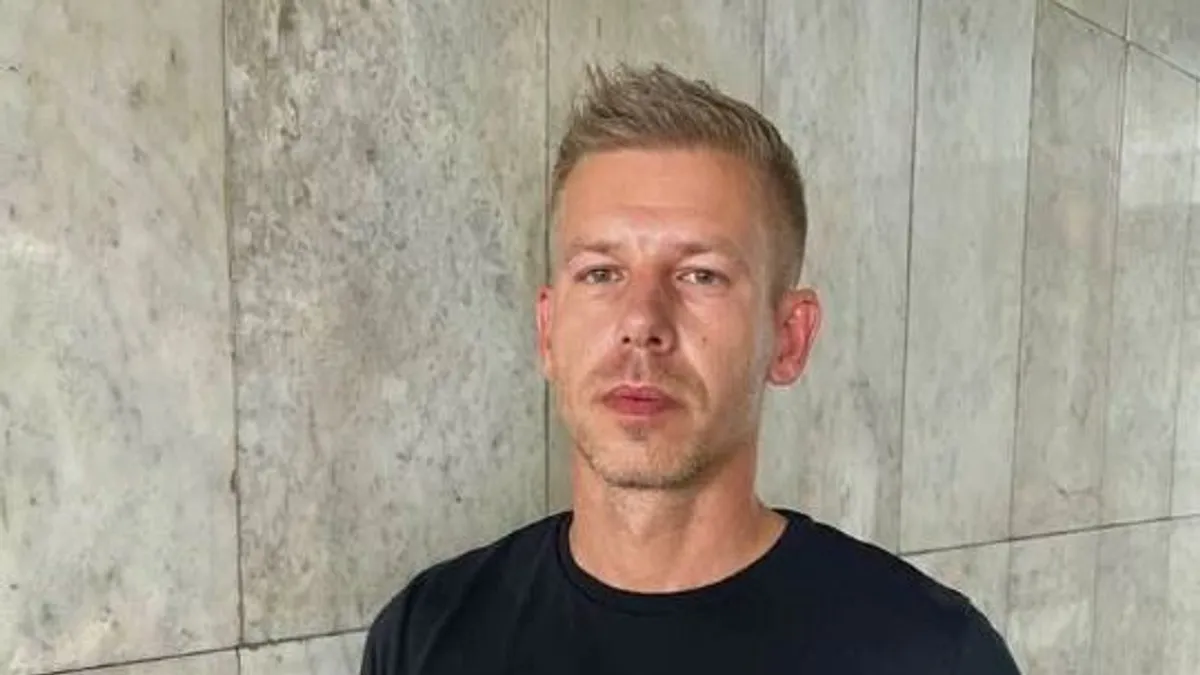 Elképesztő képmutatás a hecckampányt folytató Magyar Pétertől: a milliós fizetés mellett nem zavarta a közlekedés állapota