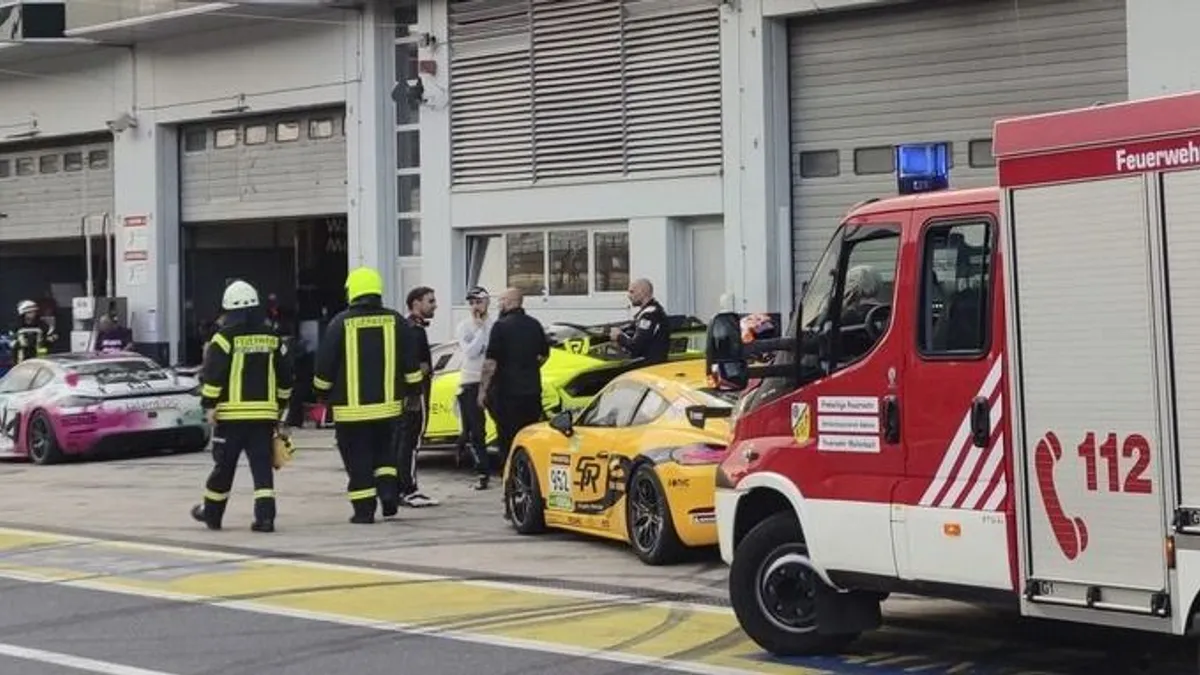 Hatalmas robbanás történt egy német versenypályán, többen súlyosan megsérültek
