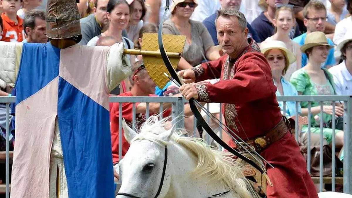 Így akarták tönkretenni Kassai Lajost, a lovasíjászt