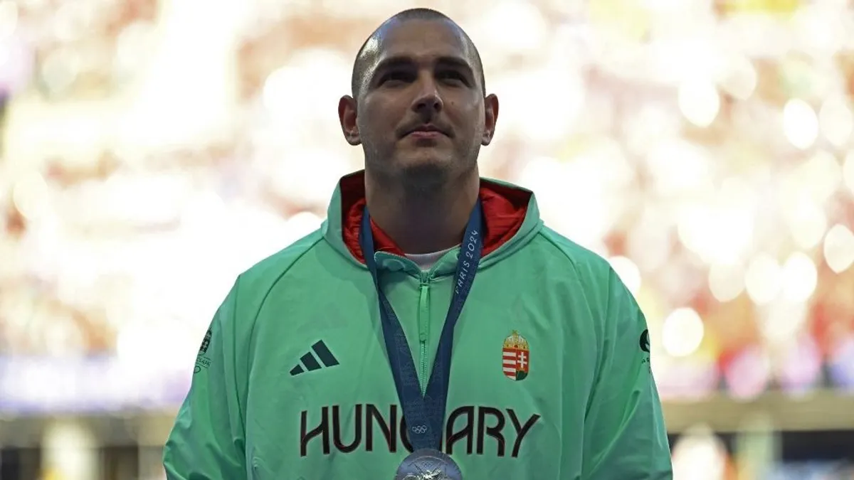 Így vette át az olimpiai ezüstérmet a zseniális Halász Bence - videó