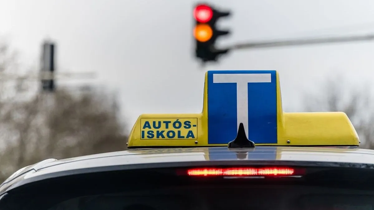 Így szerezhetnek ingyenesen jogosítványt a fiatalok