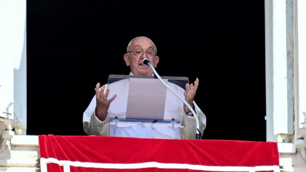 Ferenc pápa is megszólalt a Zelenszkij által aláírt botrányos törvényről