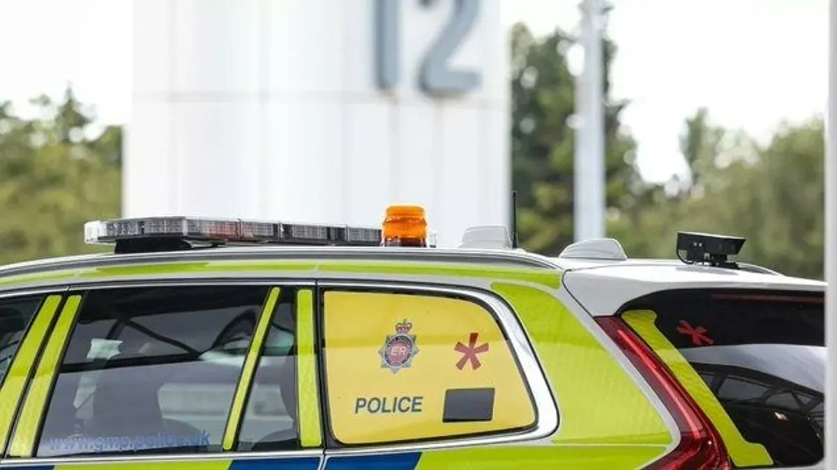 Brutális támadás a manchesteri repülőtéren, több rendőr megsérült