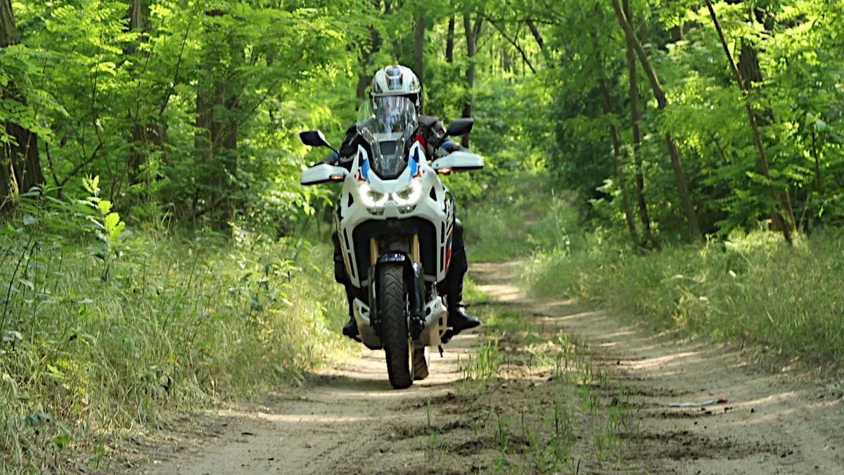 Ügyféligények - Honda Africa Twin Adventure Sports SD14 teszt