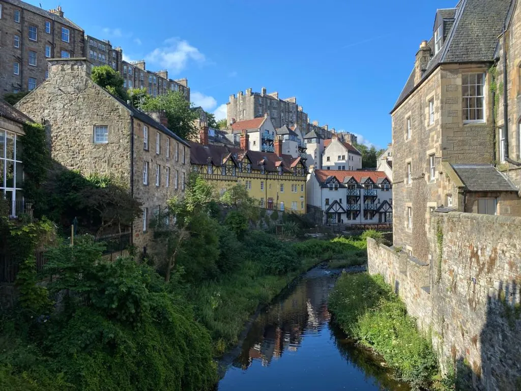 vulkáni eredetű sziklacsúcs, edinburgh-i vár, ősi erődítmény, Edinburgh, Skócia, vár