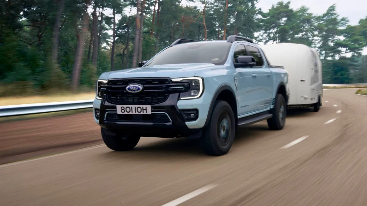 A Raptor V6 és a Wildtrak V6 méltó párja a Ranger PHEV