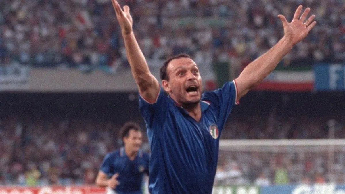 Meghalt a vb-gólkirály olasz csatárlegenda