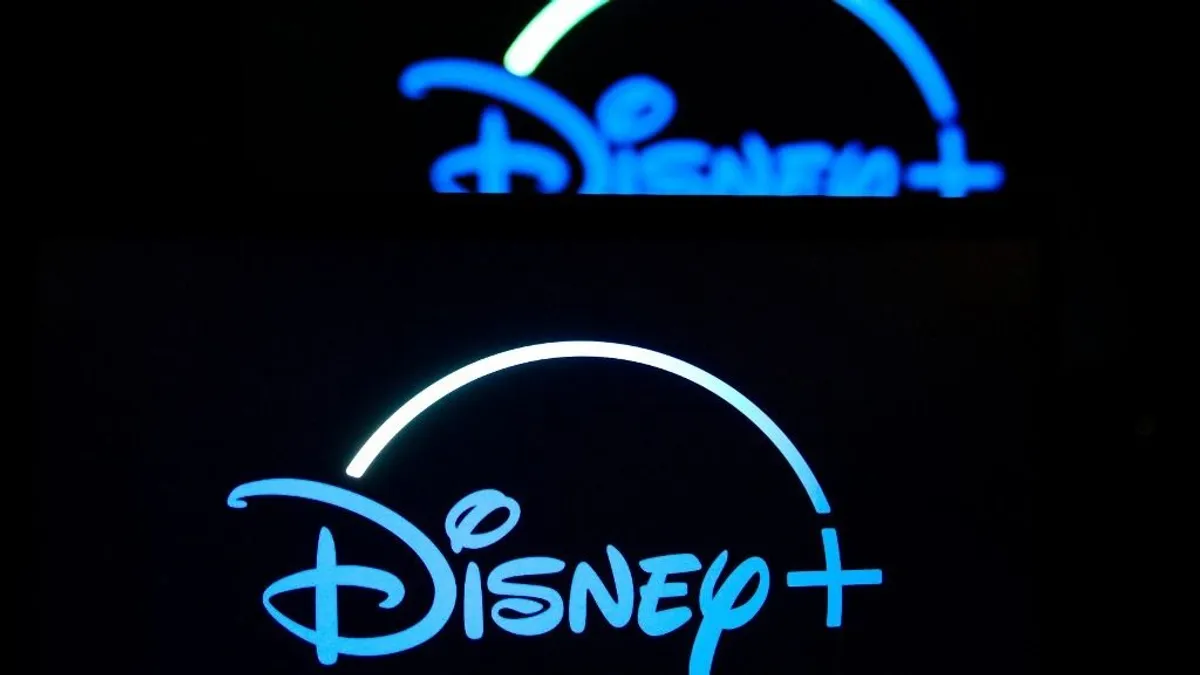 Vérfürdő a Disney-nél: több száz dolgozót bocsátott el a cég
