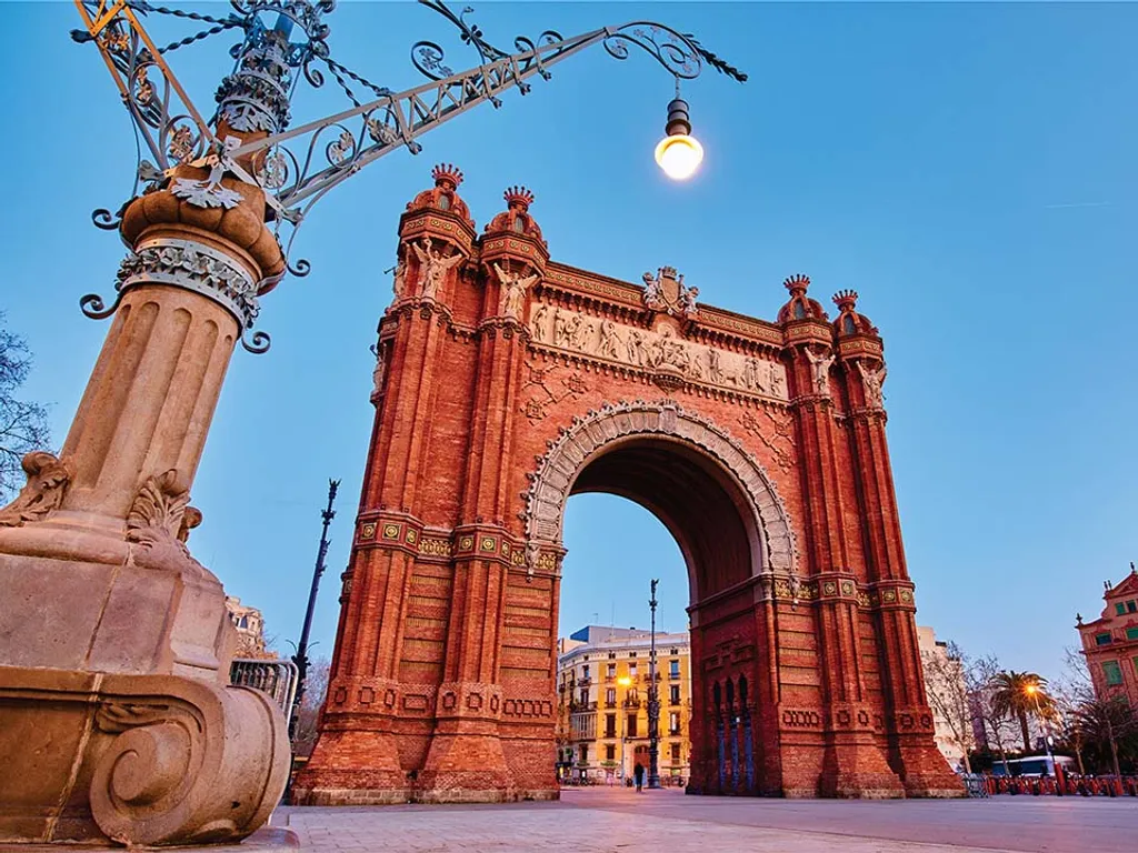 Barcelona,,Spain,-,February,10,,2022:,The,Triumphal,Arch,Or