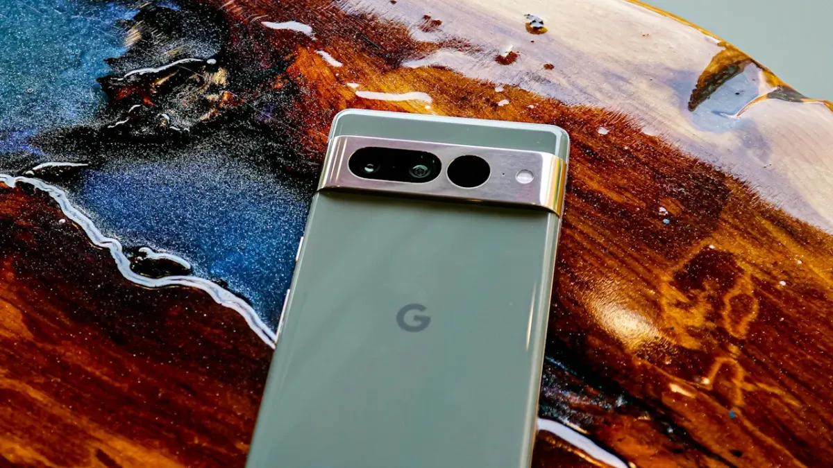 Lassan retteghetnek a szoftverfrissítésektől a Google Pixel mobilok gazdái