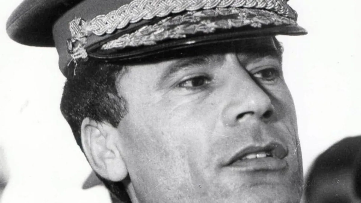 Az uralkodó távollétében ragadta magához a hatalmat Moammer Kadhafi
