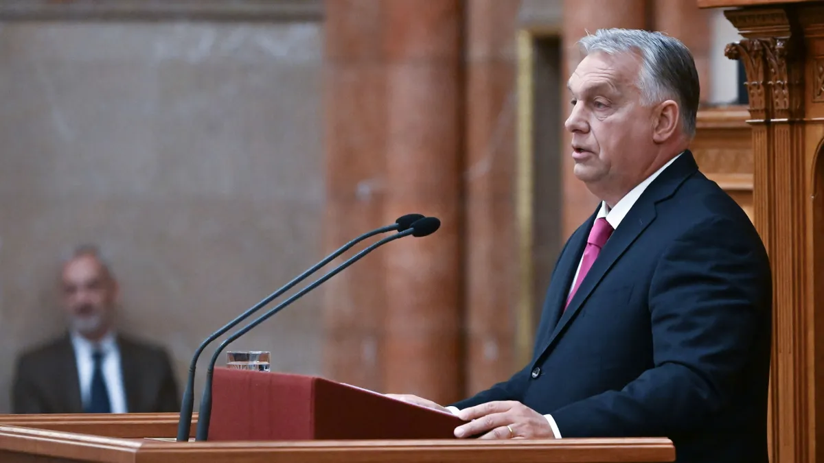 Orbán Viktor: A bajban a magyarok összefognak