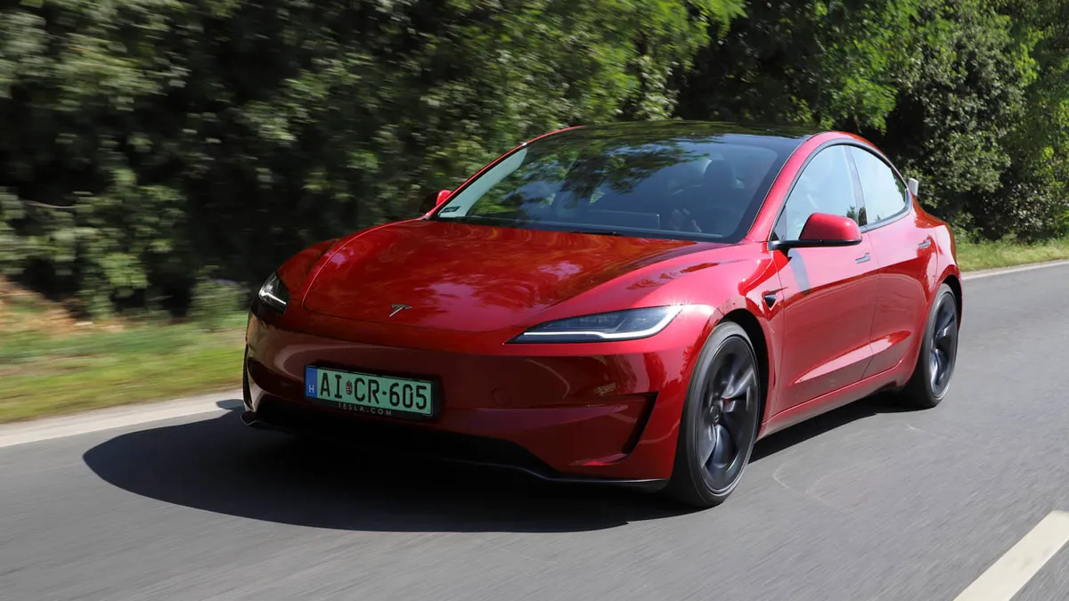 Sokkterápia, Elon Musk-módra - Tesla Model 3 Performance teszt (top 5)
