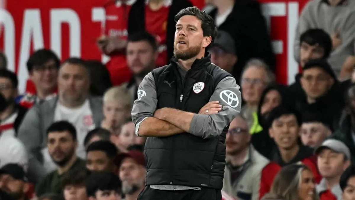 Pofonnal fenyegette az edző a focistáit, miután megalázta őket a Manchester United