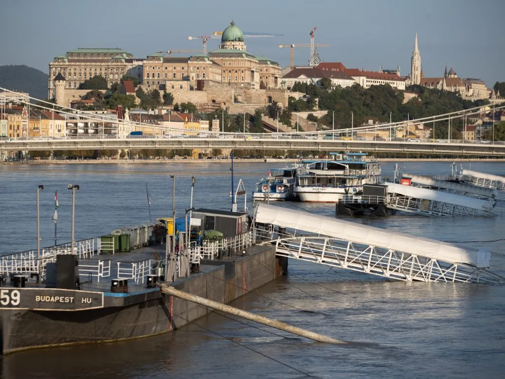 Magyarország, árvíz, Magyarországárvíz2024, magyarországi árvíz, árvízvédelem, magyarországiárvíz, magyarországiárvíz2024, vihar, viharos időjárás, eső, felhőszakadás, árvíz, árvízhelyzet, árvízhelyzet2024, védekezés, homokzsák, Budapest, 2024.09.20.